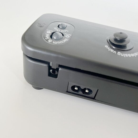 Vacuum Sealer Kitchen Food Vacuum Sealer Packer Bag Automatic Food Sealer - Picture 6 of 8